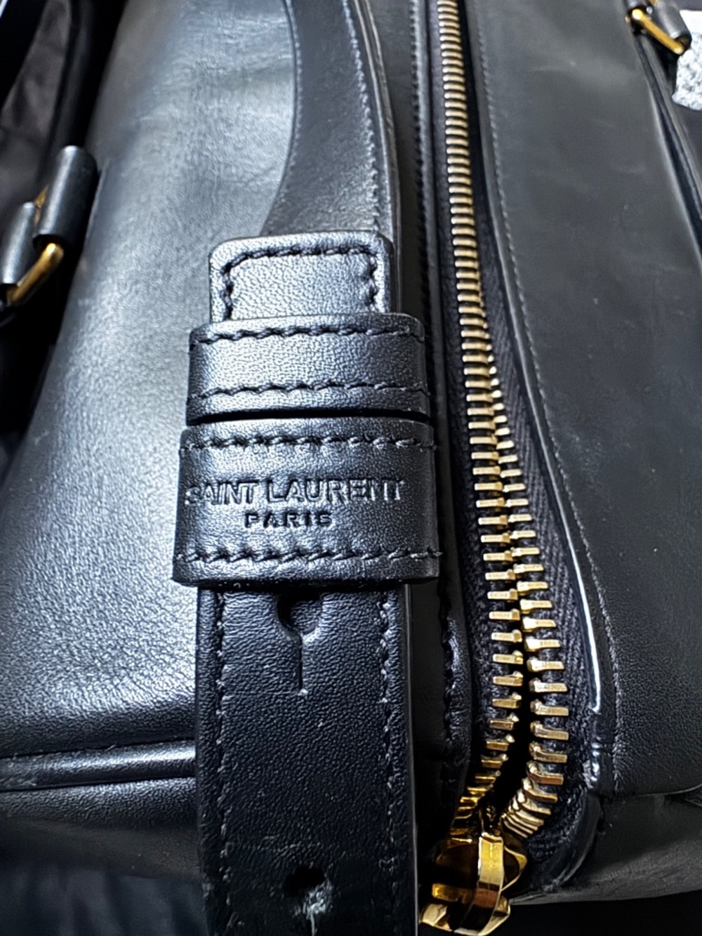 Saint Laurent Black Leather Classic Duffle 6 Bag with Gold Hardware - Picture 6 of 8